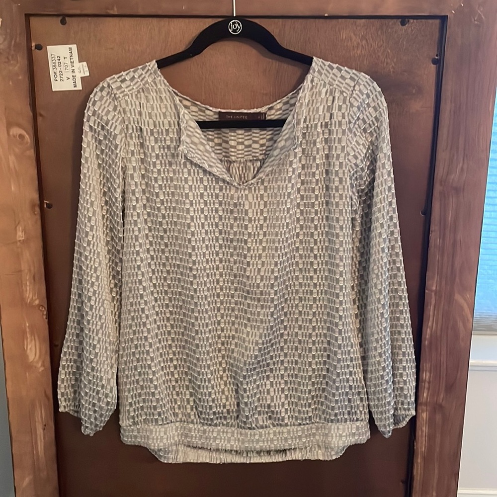 Cute blouse
